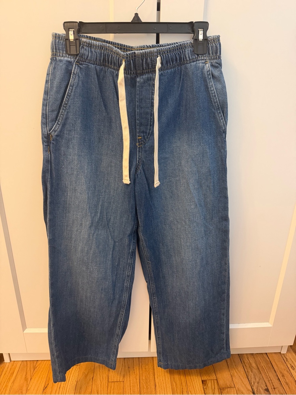 Relaxed Drawstring Jeans in Blue